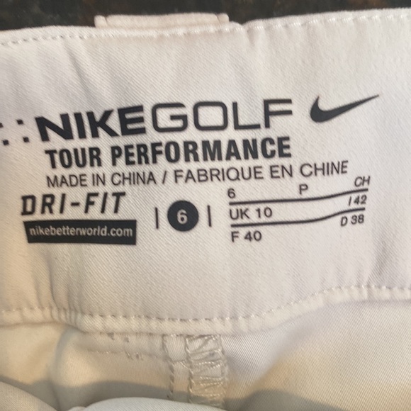 Nike golf tour performance dry fit ivory skort size 6 - Picture 3 of 4